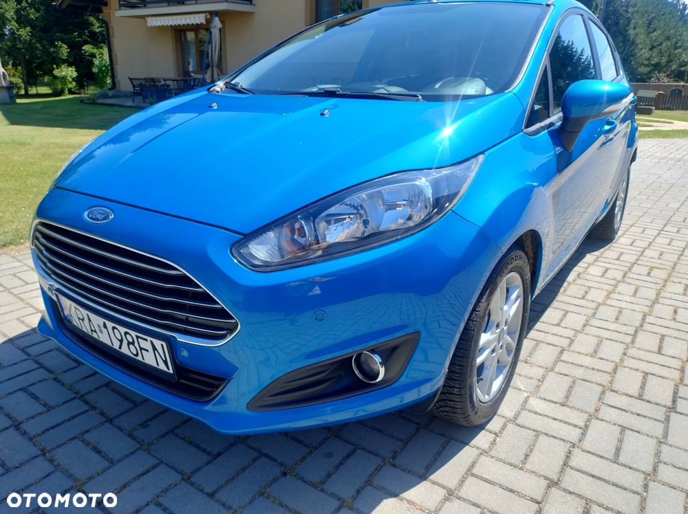 Ford Fiesta 1.25 Celebration - 16