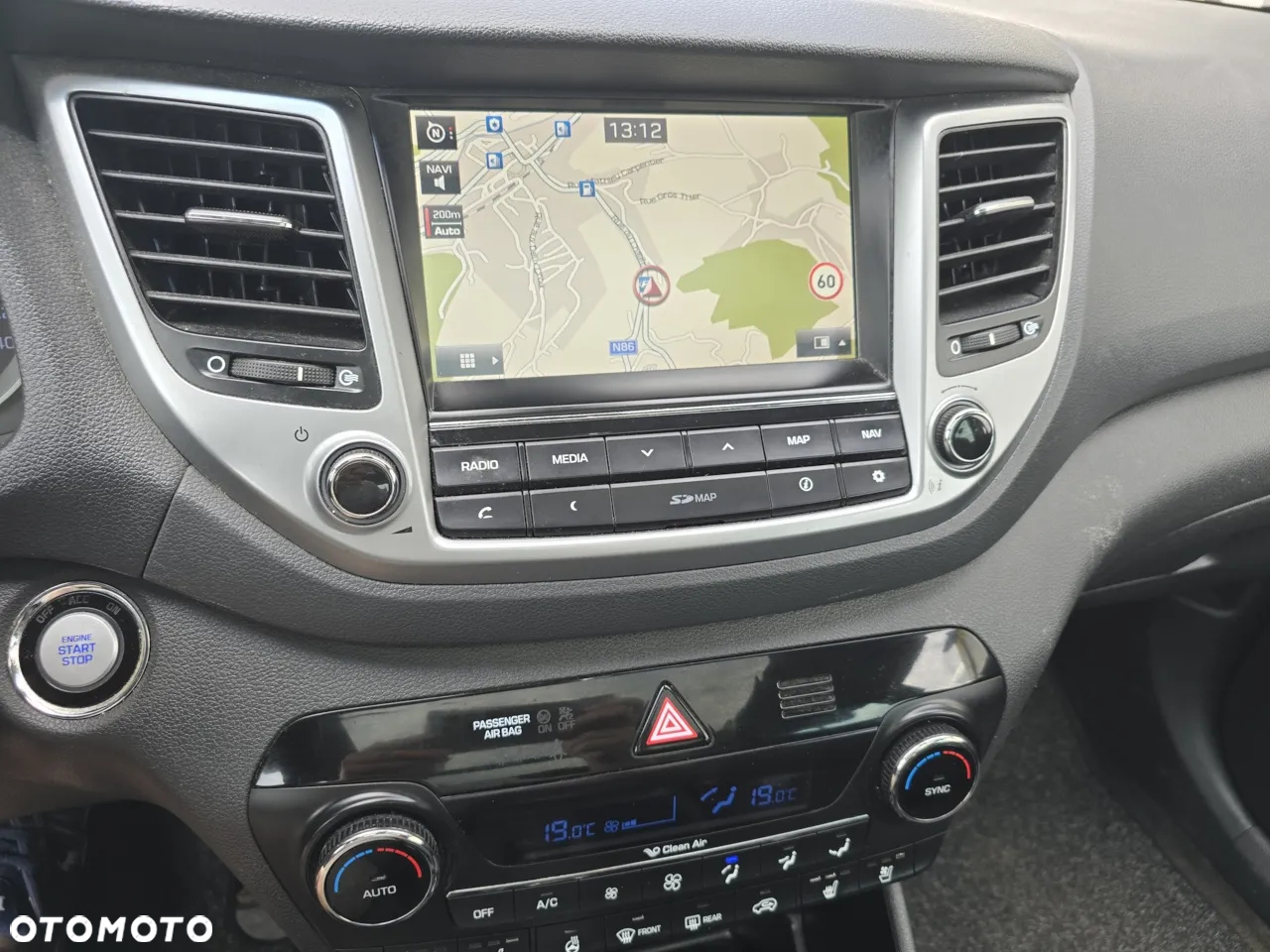 Hyundai Tucson blue 1.7 CRDi 2WD DCT Premium - 11