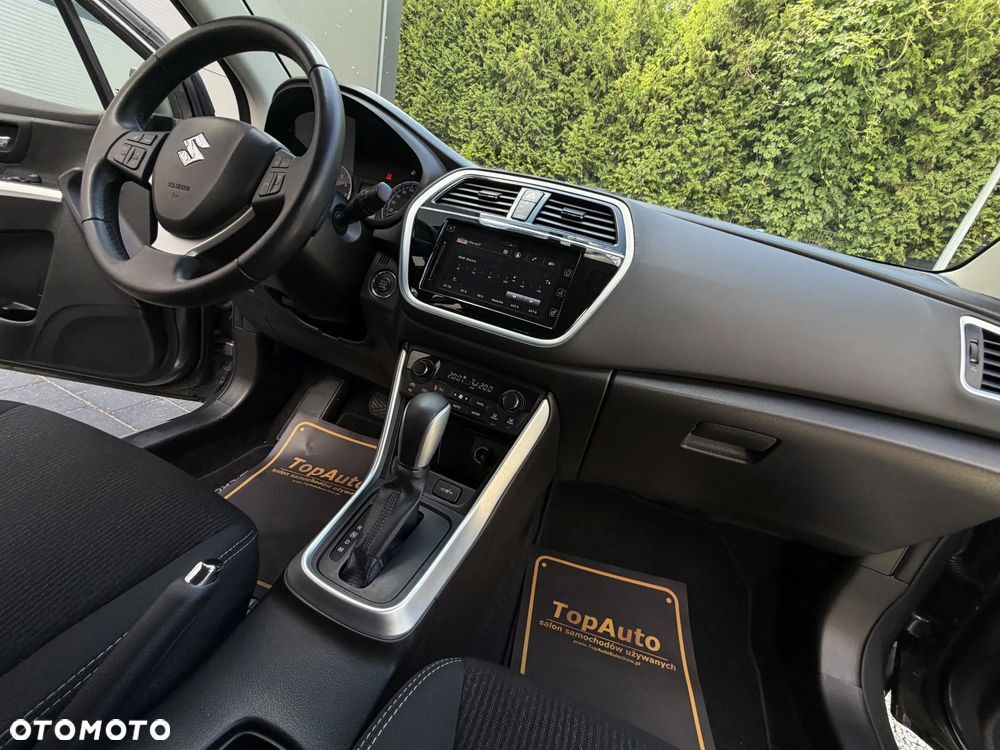 Suzuki SX4 S-Cross 1.4 T Premium - 16
