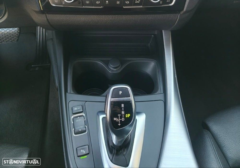 BMW 125 d Pack M - 16