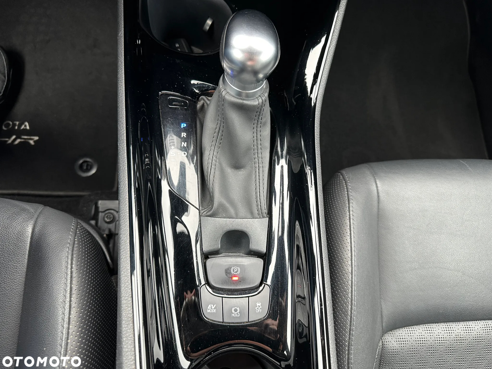 Toyota C-HR 2.0 Hybrid Premiere Edition - 20