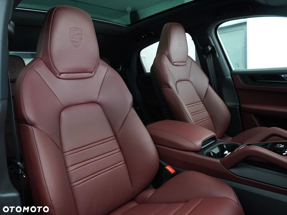 Porsche Cayenne Black Edition - 31
