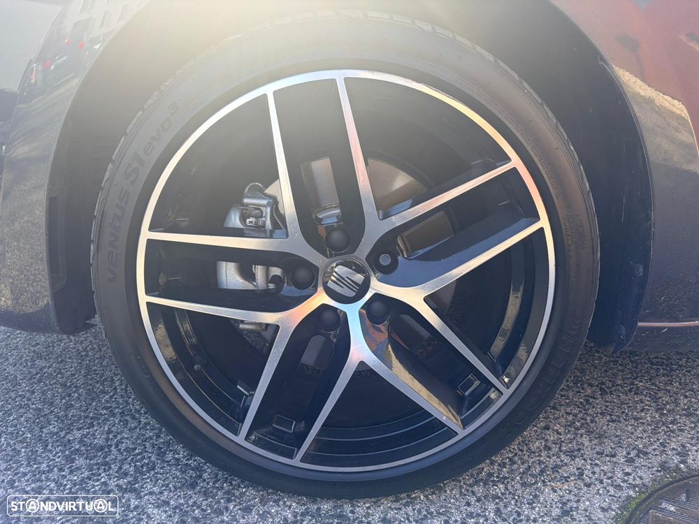 SEAT Leon 1.5 TSI e-Hybrid FR DSG Edição Fiscal - 9