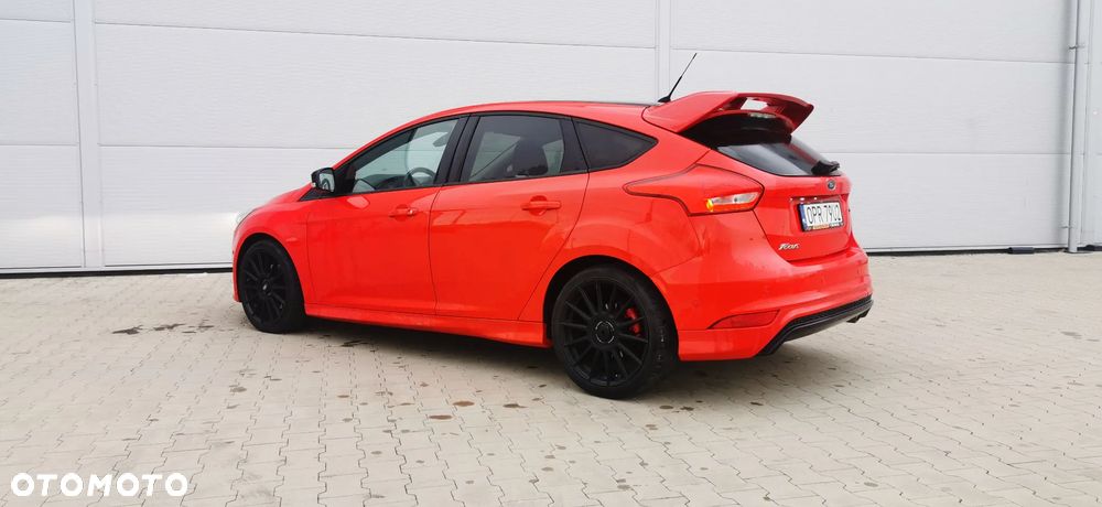 Ford Focus 1.5 EcoBoost STart-Stopp-System ST-LINE - 4
