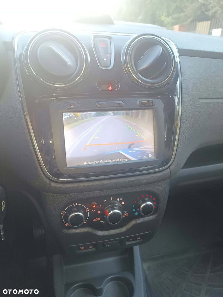 Dacia Lodgy TCe 115 Stepway - 9