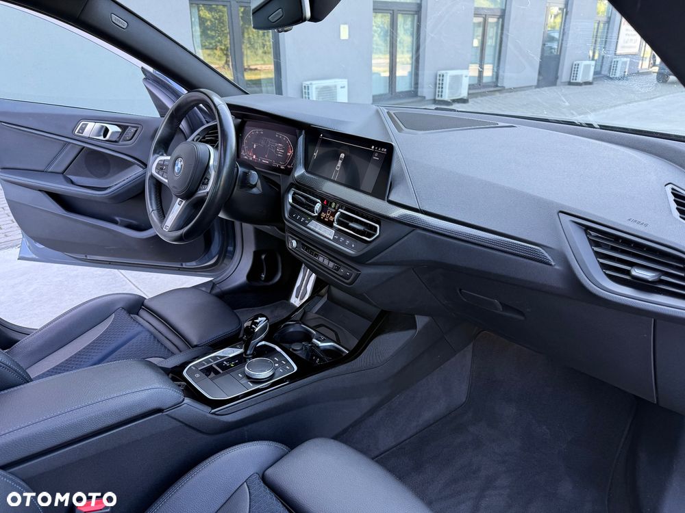BMW Seria 2 220i M Sport - 17