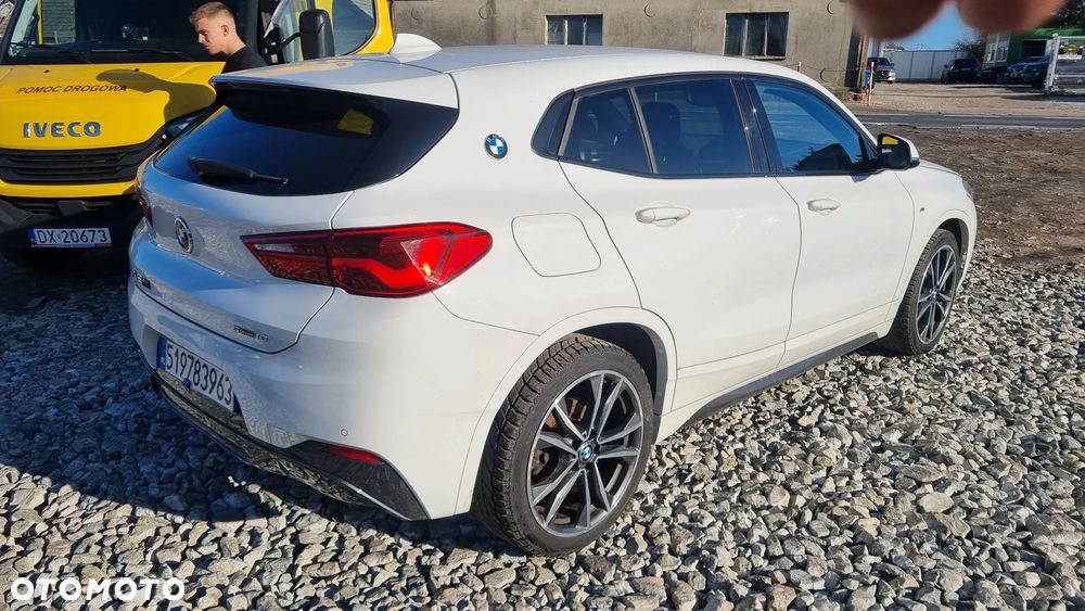 BMW X2 sDrive18i Advantage Plus - 14