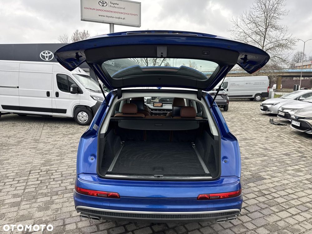 Audi SQ7 - 25