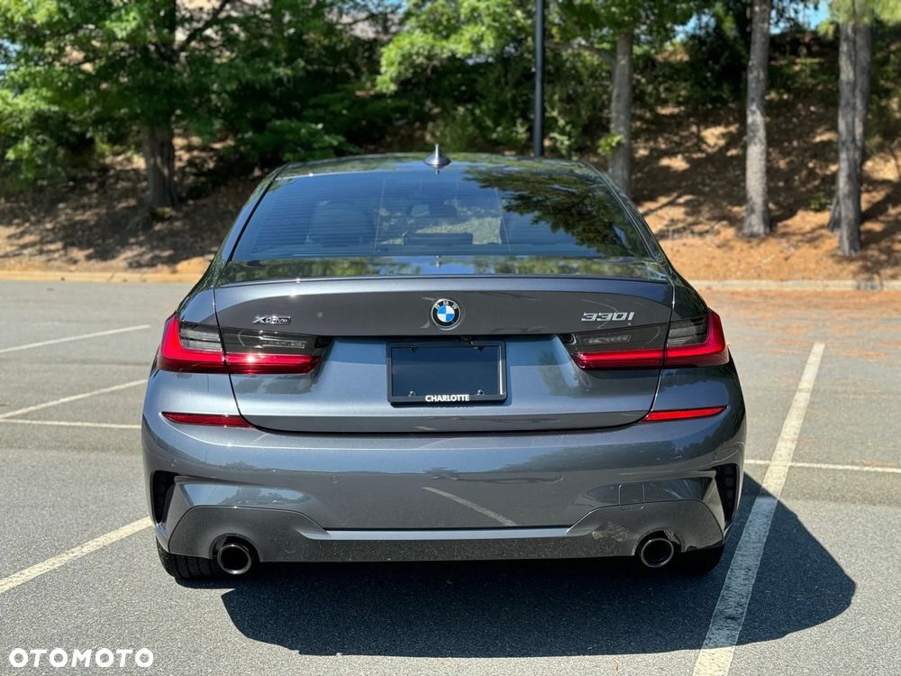 BMW Seria 3 330i xDrive Luxury Line - 10