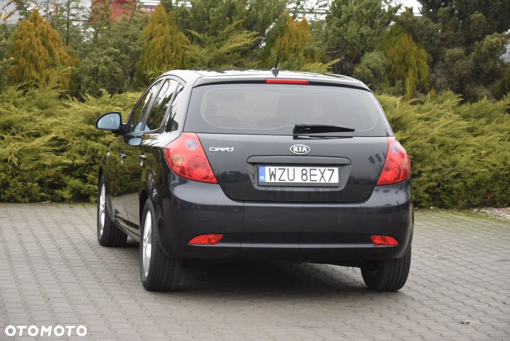 Kia Ceed 2.0 Optimum + - 34