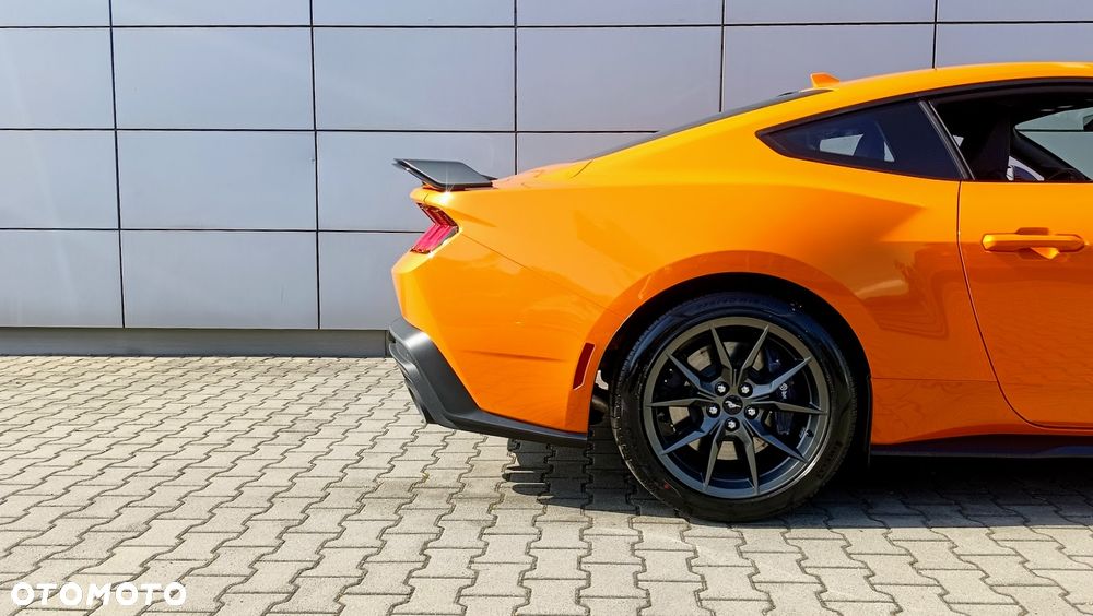 Ford Mustang 5.0 Ti-VCT V8 Dark Horse - 8