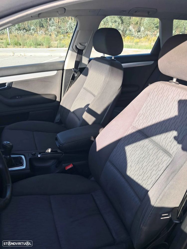 Audi A4 Avant 2.0 TDi S-line - 6
