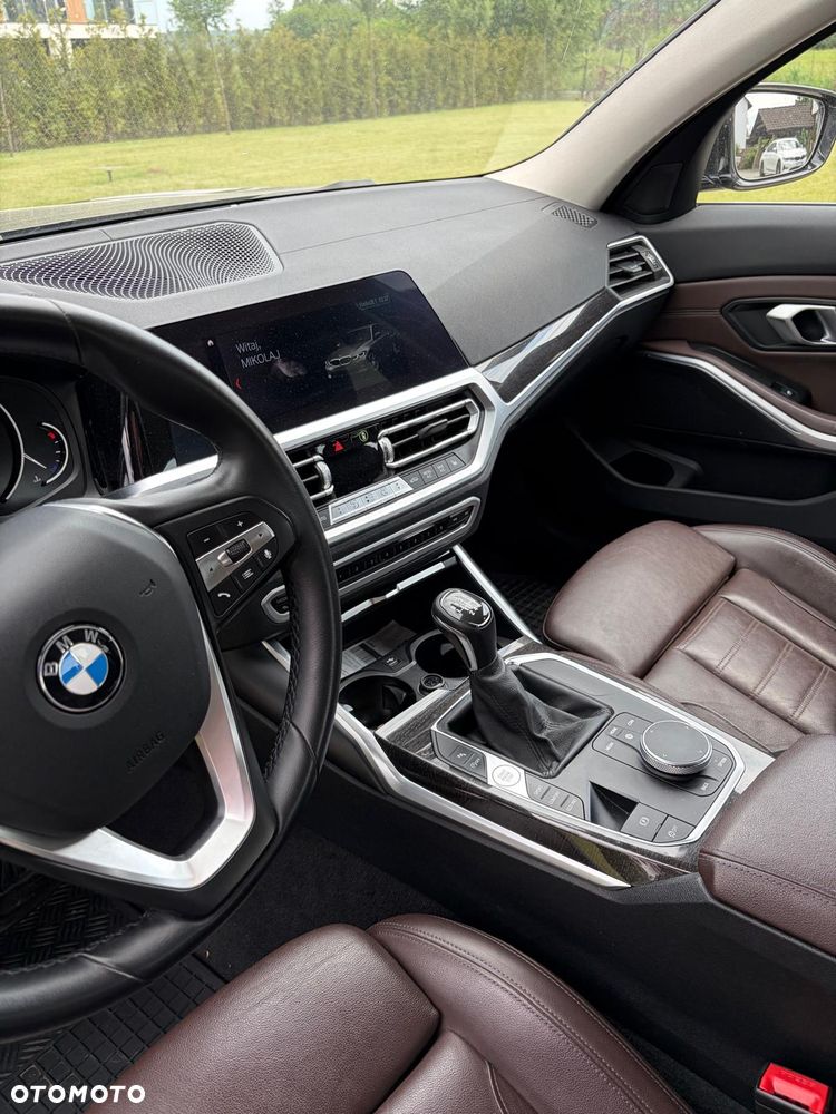 BMW Seria 3 318d - 20