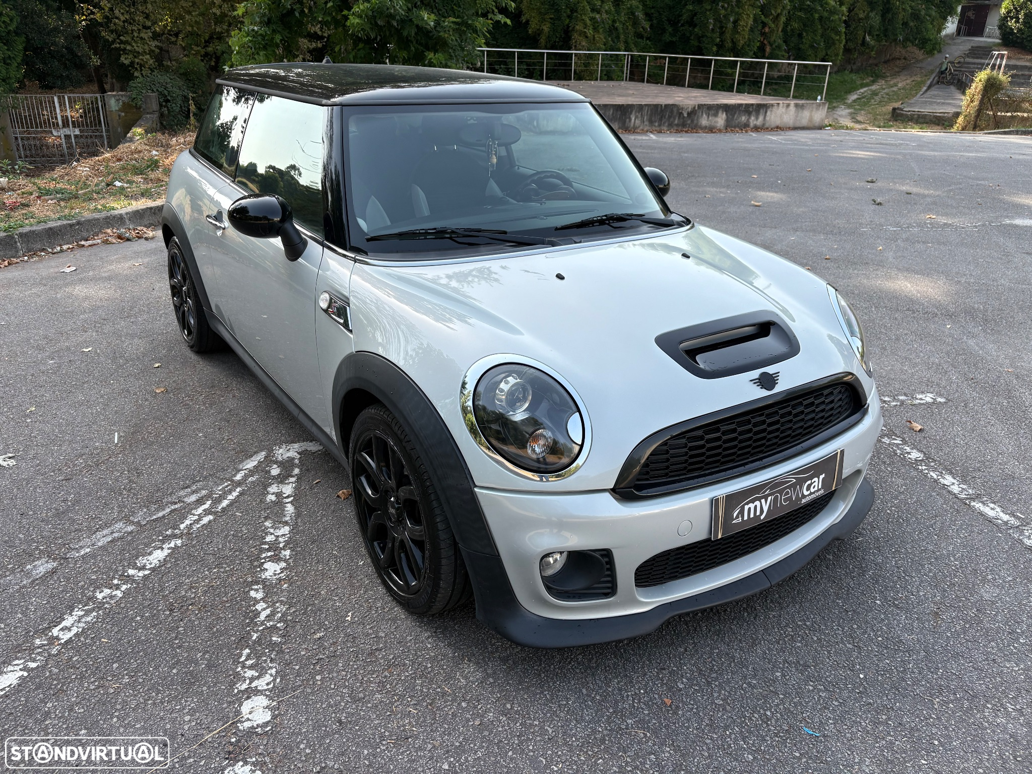 MINI 3 Portas Cooper D - 2