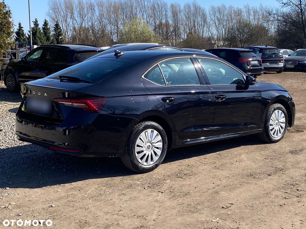 Skoda Octavia 1.5 TSI Essence - 11