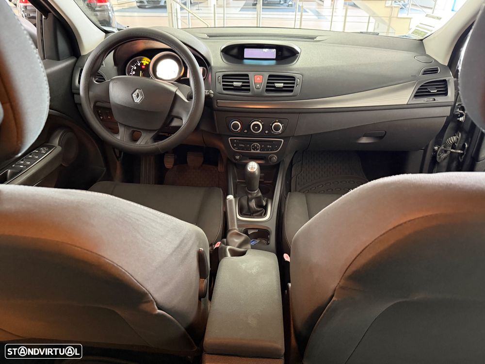 Renault Mégane Sport Tourer 1.5 dCi Confort CO2 Champion - 6