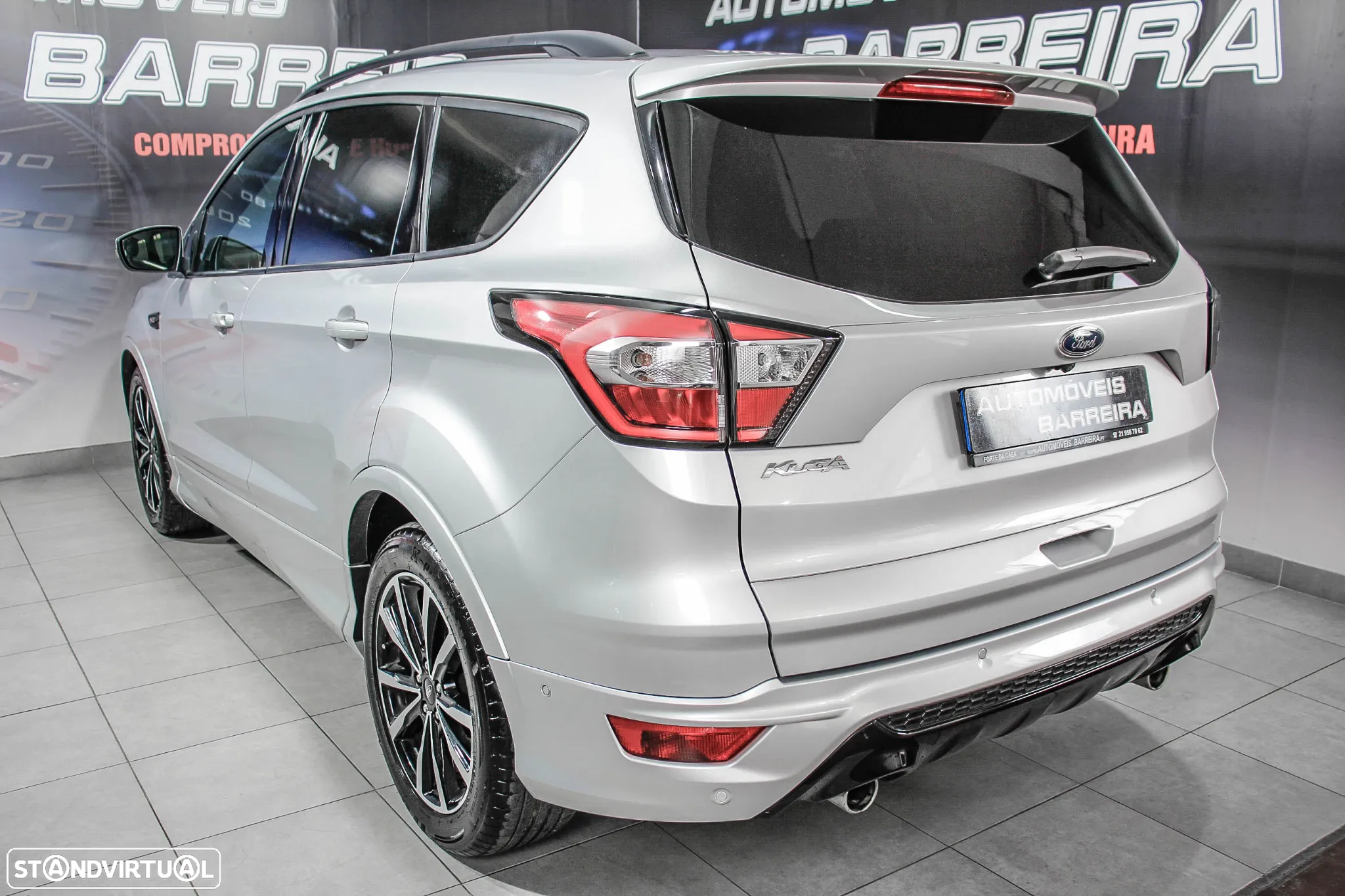 Ford Kuga 1.5 TDCi ST-Line - 33