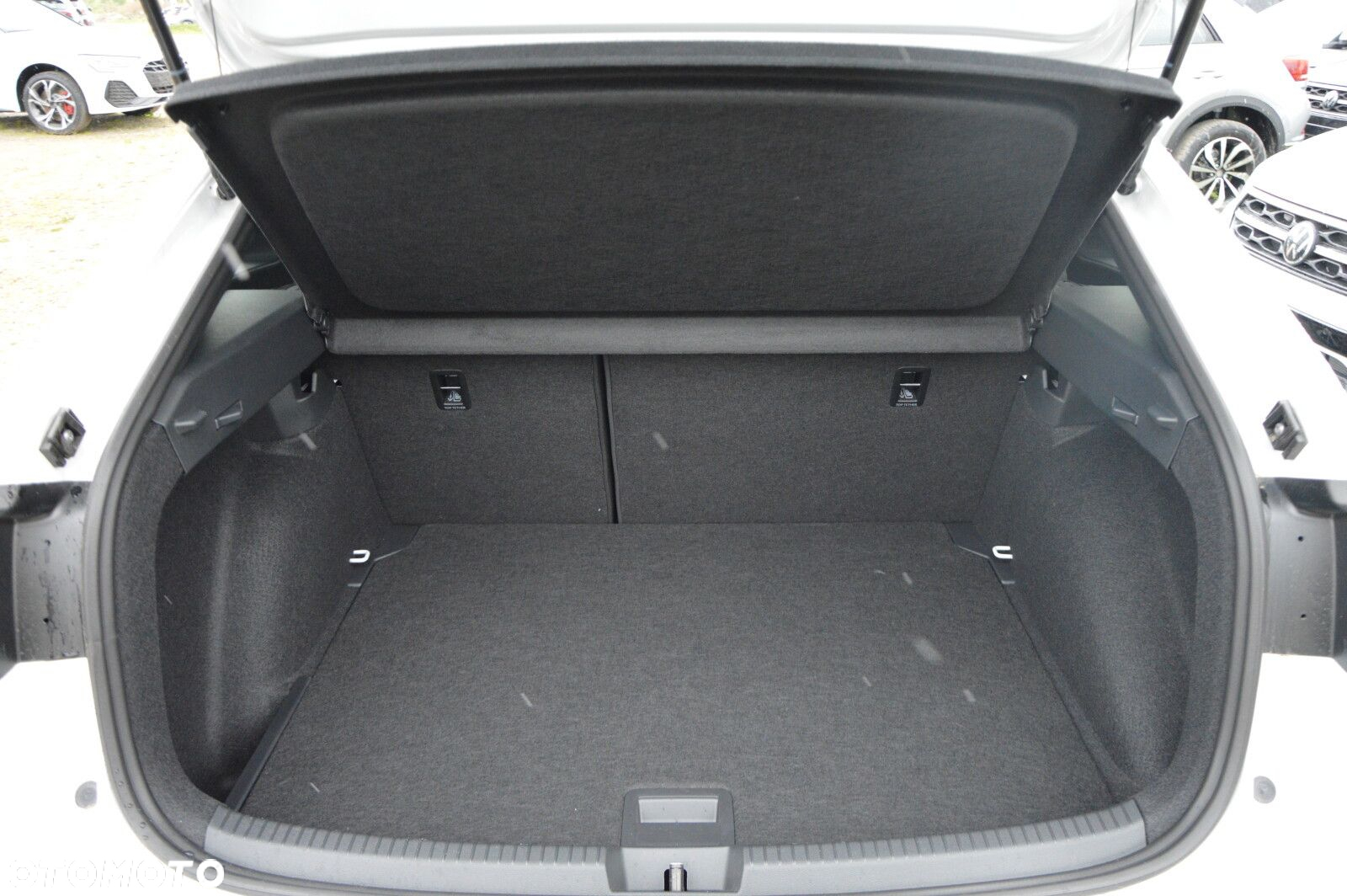 Volkswagen Taigo - 19