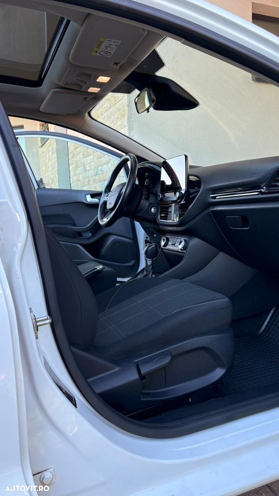 Ford Fiesta 1.0 EcoBoost Powershift Trend - 17