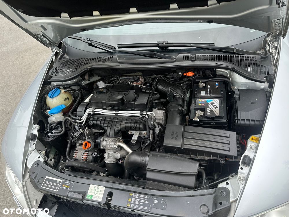 Skoda Octavia 2.0 TDI CR DPF RS - 25