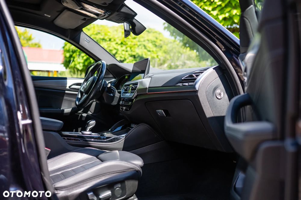 BMW X4 xM40d mHEV - 24
