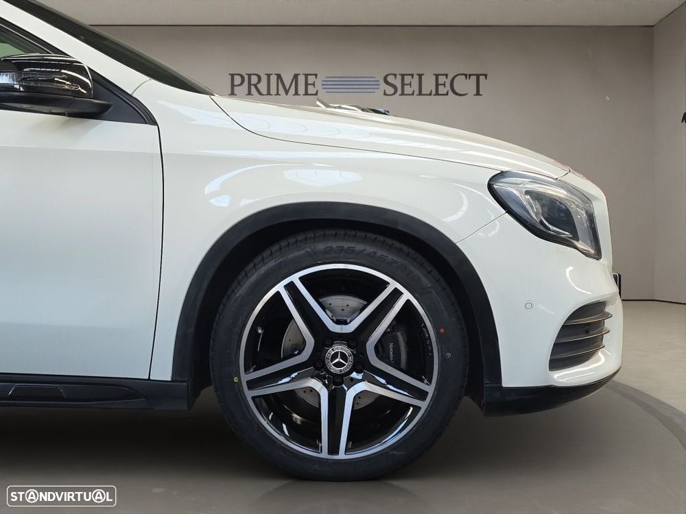 Mercedes-Benz GLA 180 - 6