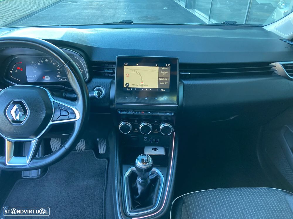 Renault Clio TCe 100 INTENS - 19