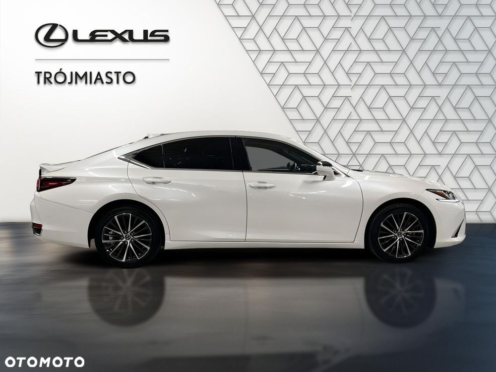 Lexus ES 300h Business Edition - 7