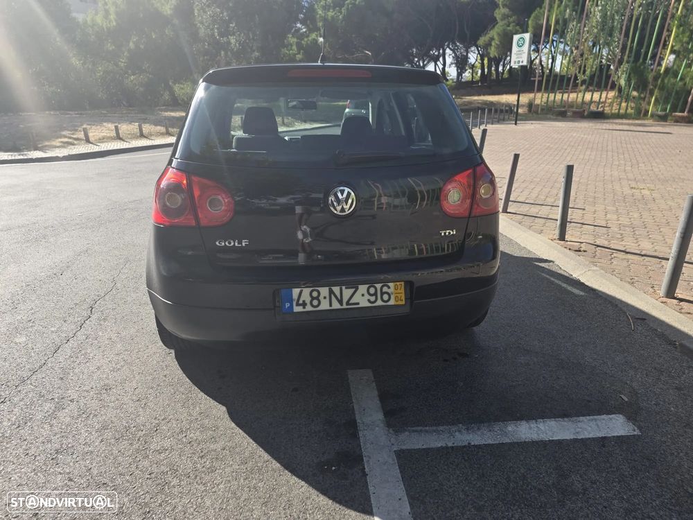 VW Golf 1.9 TDi DPF Comfortline - 6