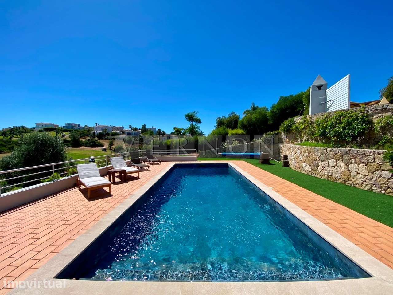 Moradia de Luxo T3 com Piscina Aquecida e Acesso Direto ao Golfe | Gra - Grande imagem: 5/60
