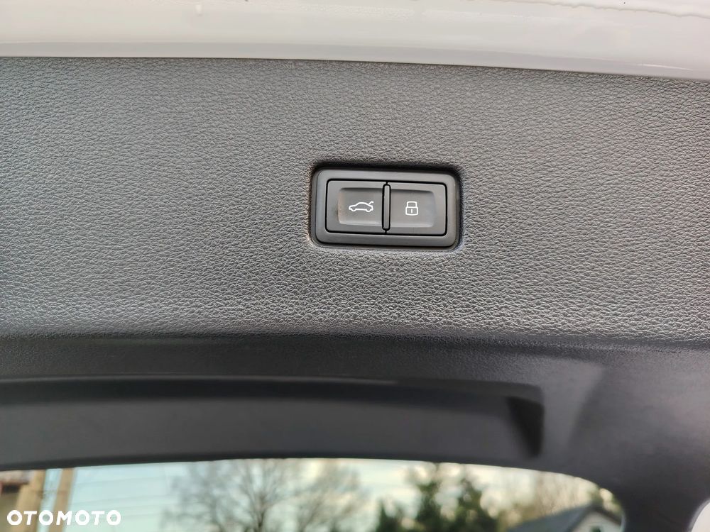 Audi Q8 50 TDI mHEV Quattro Black Edition Tiptronic - 38