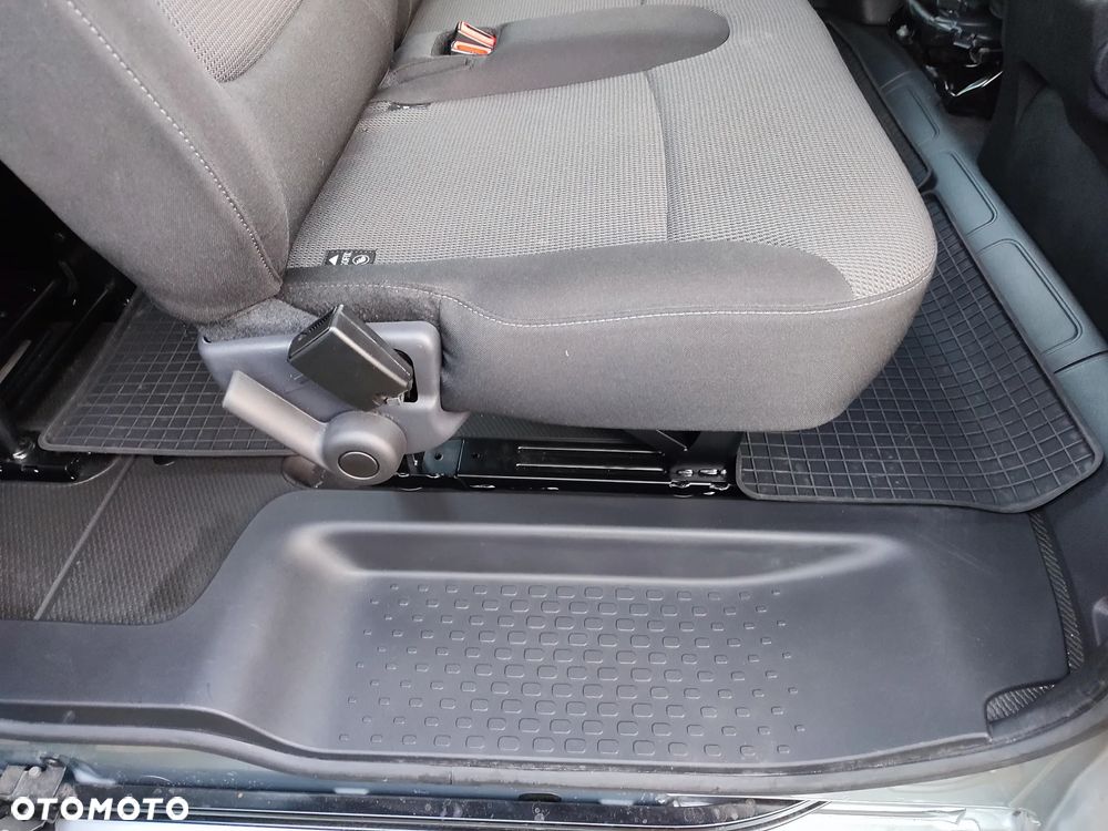 Renault Trafic SpaceClass 2.0 dCi - 38