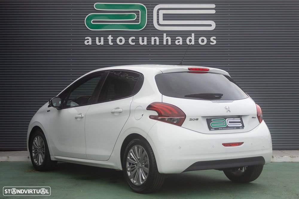Peugeot 208 1.2 PureTech Style - 5