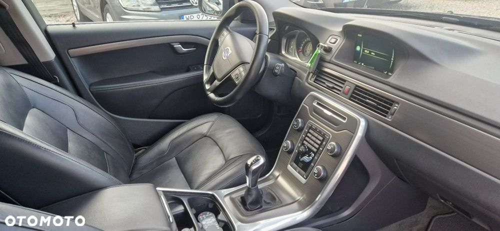 Volvo V70 D2 Drive-E Momentum - 32