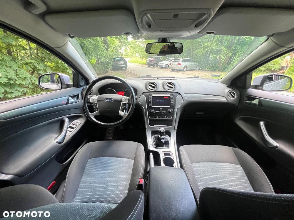 Ford Mondeo 2.0 TDCi Titanium - 10