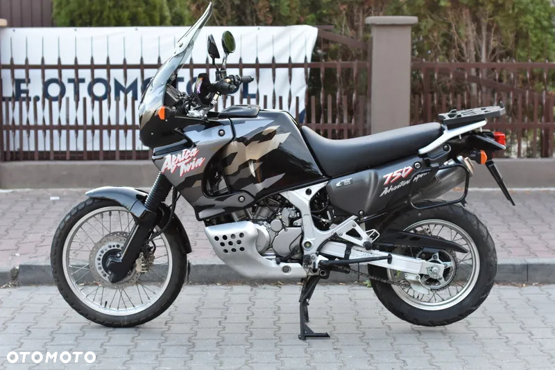 Honda XRV - 16