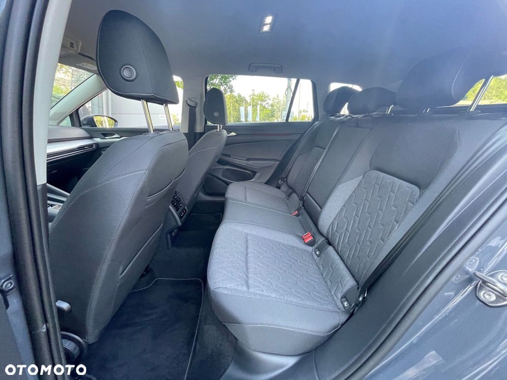 Volkswagen Golf Variant - 25