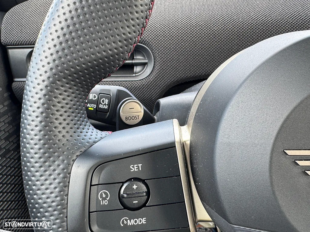 MINI 3 Portas John Cooper Works Plus Auto Desportiva - 14