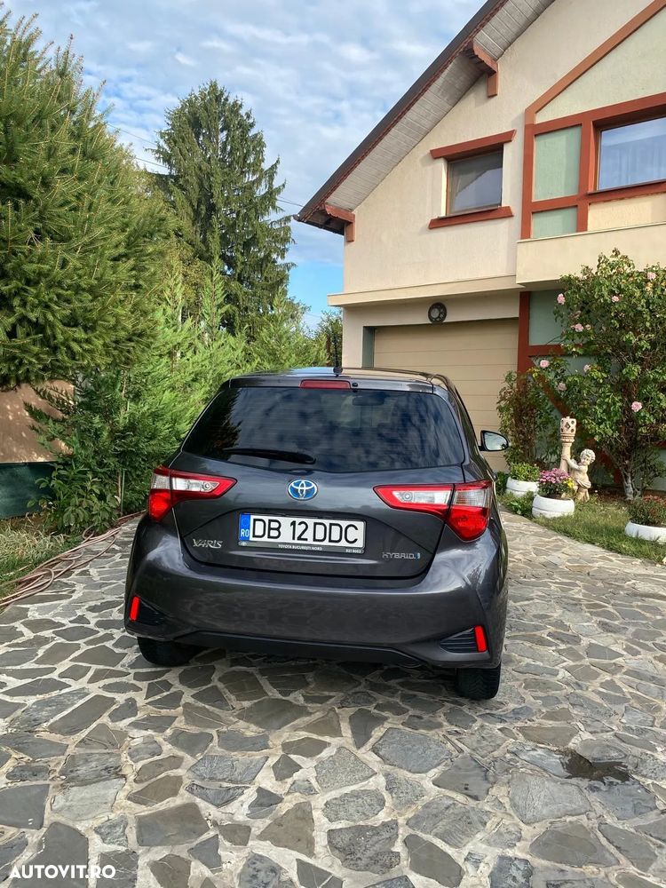 Toyota Yaris - 5
