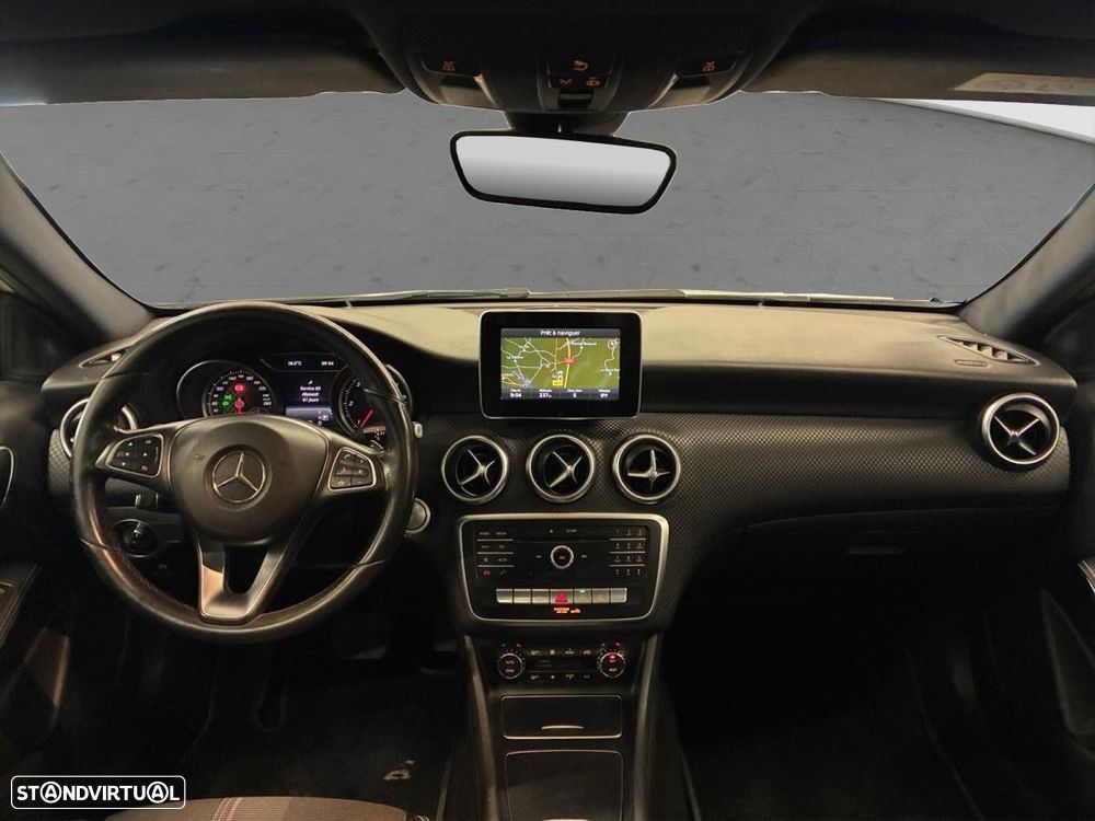 Mercedes-Benz A 220 d Aut. - 2