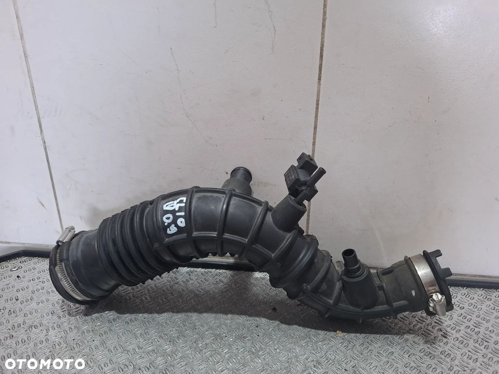 Rura dolot powietrza Renault Clio IV Captur 0,9 TCE 2017 rok - 1