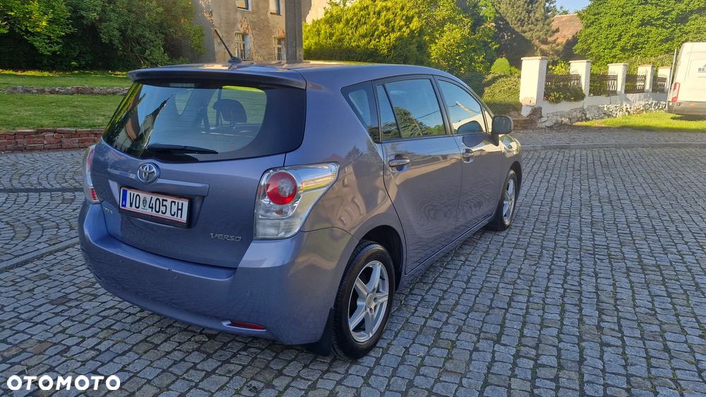 Toyota Verso 1.6 5-Sitzer Comfort - 7