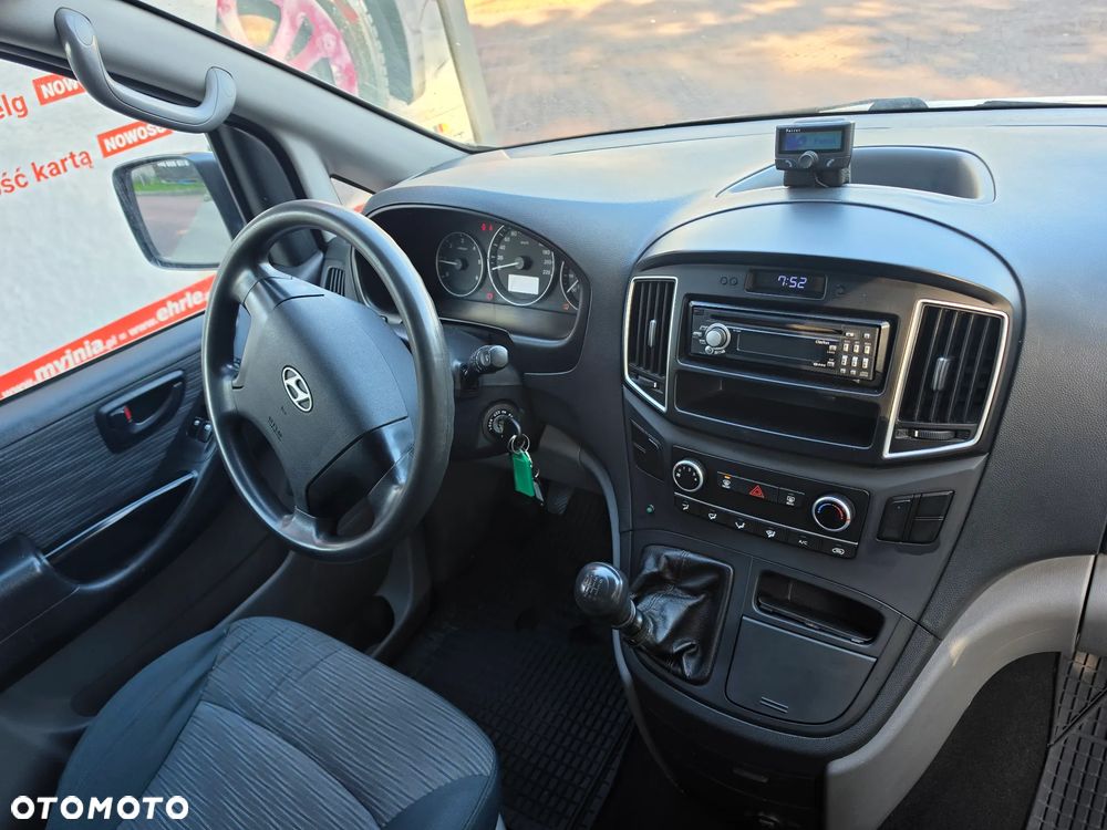 Hyundai H1 Starex Grand Starex - 17
