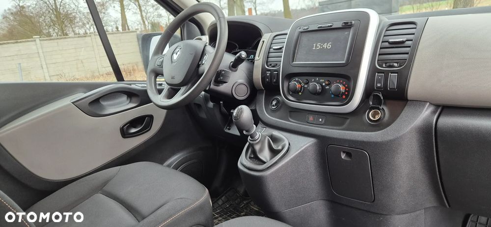 Renault Trafic SpaceClass 1.6 dCi - 6