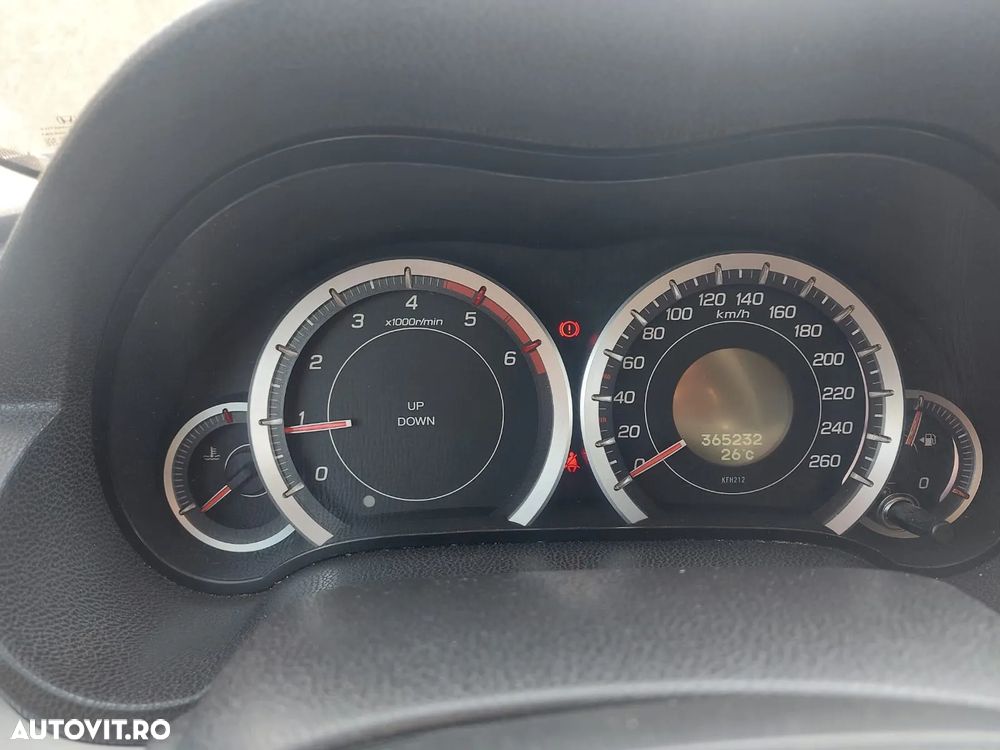 Honda Accord 2.2 i-DTEC Executive - 9