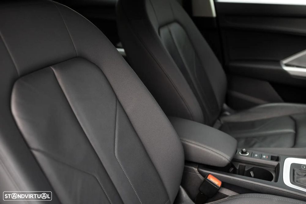 Audi Q3 45 TFSIe S tronic - 31