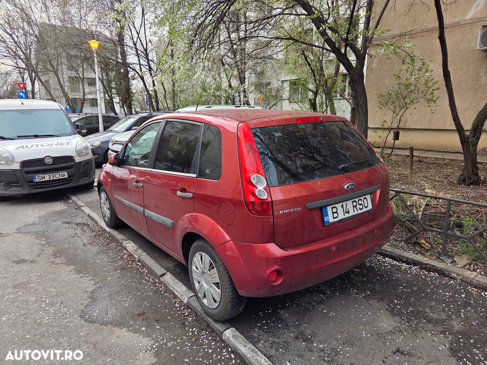 Ford Fiesta - 2