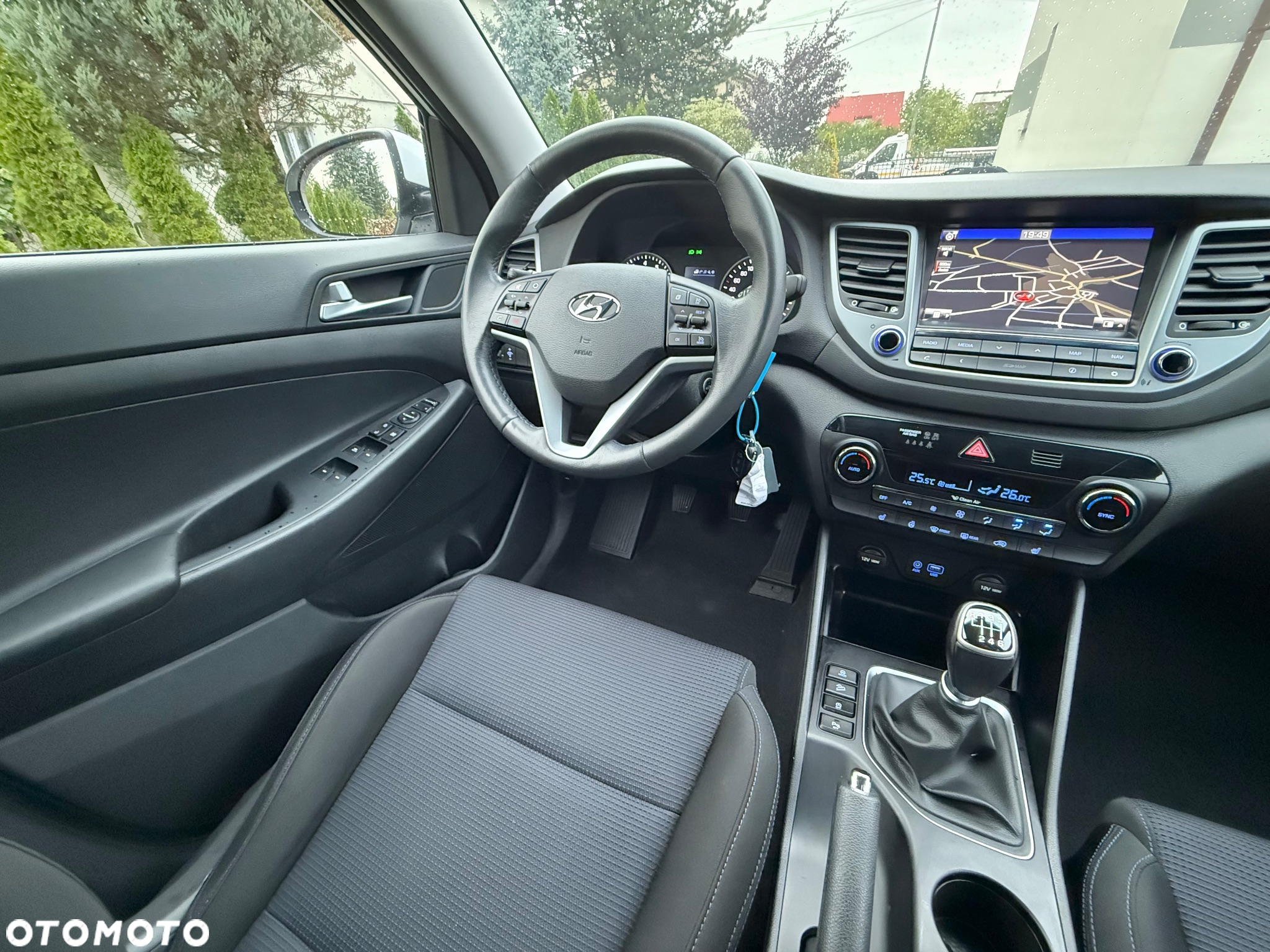 Hyundai Tucson blue 1.6 GDi 2WD Navi - 12