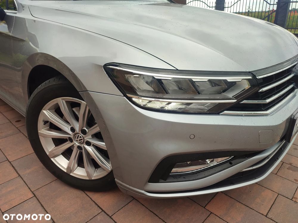Volkswagen Passat 2.0 TDI SCR DSG Elegance - 7