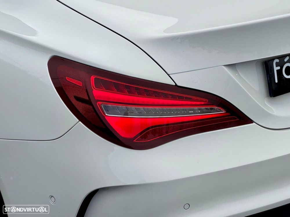 Mercedes-Benz CLA 180 d AMG Line - 22